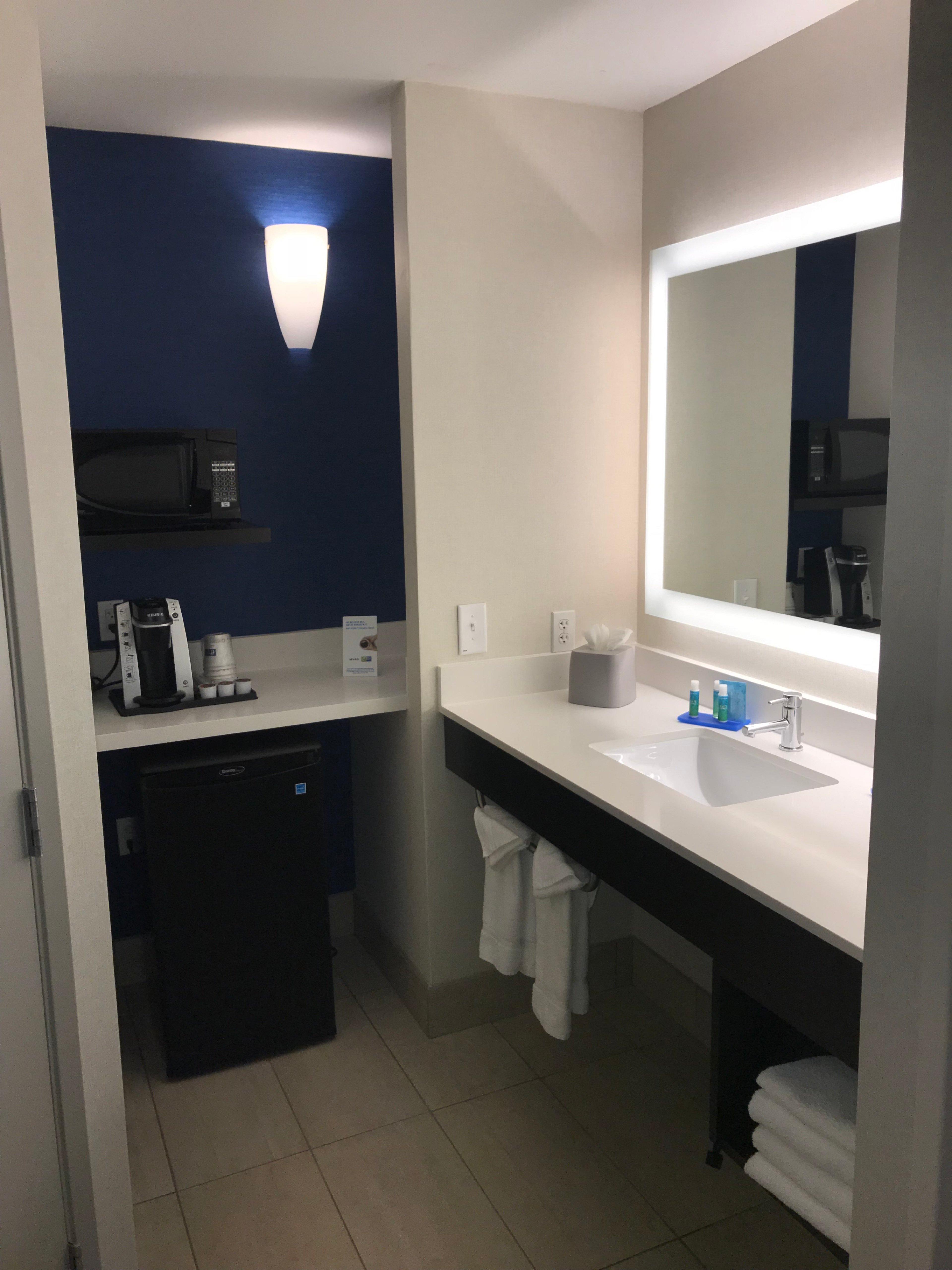 Holiday Inn Express & Suites Tracy By Ihg Ngoại thất bức ảnh